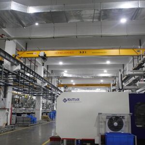 業務不斷發展的中國電工電器制造商公牛集團為新廠房配置了定制化、高性價比的48臺科尼CXT UNO起重機。